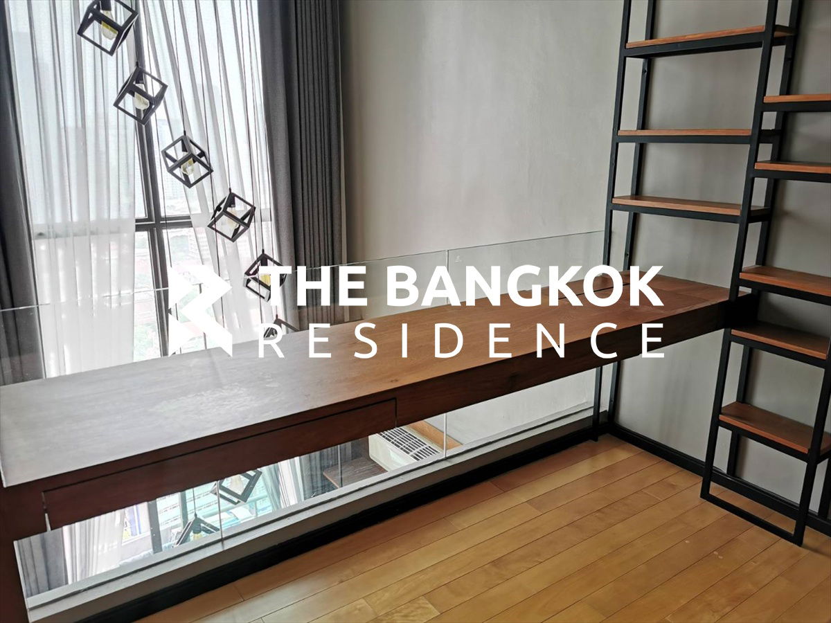 picture 🤎Modern Loft with Cozy Wood Finishes🤎 Villa Asoke, near MRT Phetchaburi  - 9/21