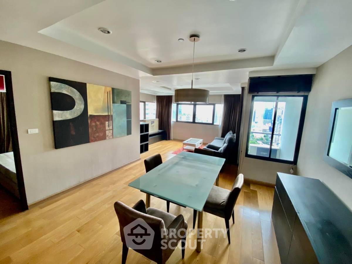 picture 1-BR Condo at Sathorn Gardens near MRT Si Lom (ID 878138) - 4/12