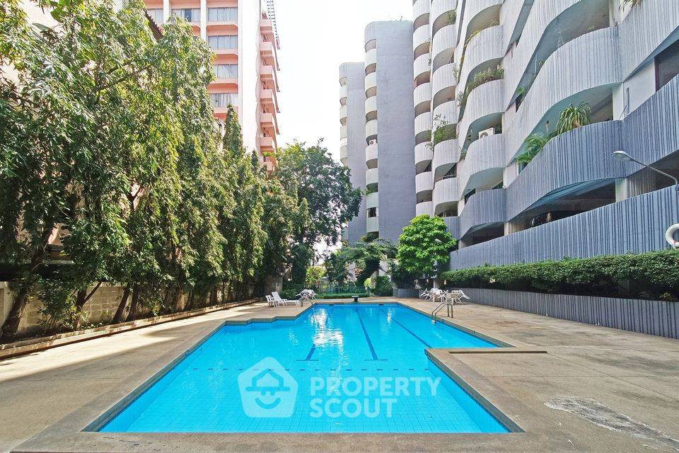 picture 4-BR Condo at Premier Condominium near BTS Phrom Phong (ID 1917454) - 3/13
