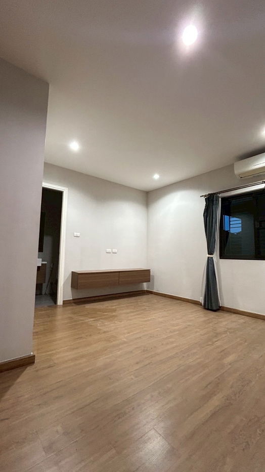 picture For Rent: 3-Storey Townhome with New Furniture @ Siri House, Ratchada 18 (Ladprao 80) 🐶Pet-Friendly🐱 - 9/16