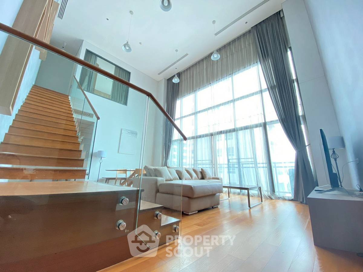 picture 3-BR Condo at Bright Sukhumvit 24 Condominium near BTS Phrom Phong (ID 2292563) - 1/7