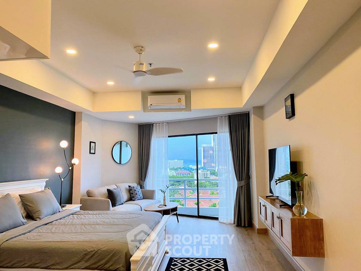 picture Studio Condo at View Talay 2 Condominium Jomtien close to Pattaya South (ID 1824217) - 3/17