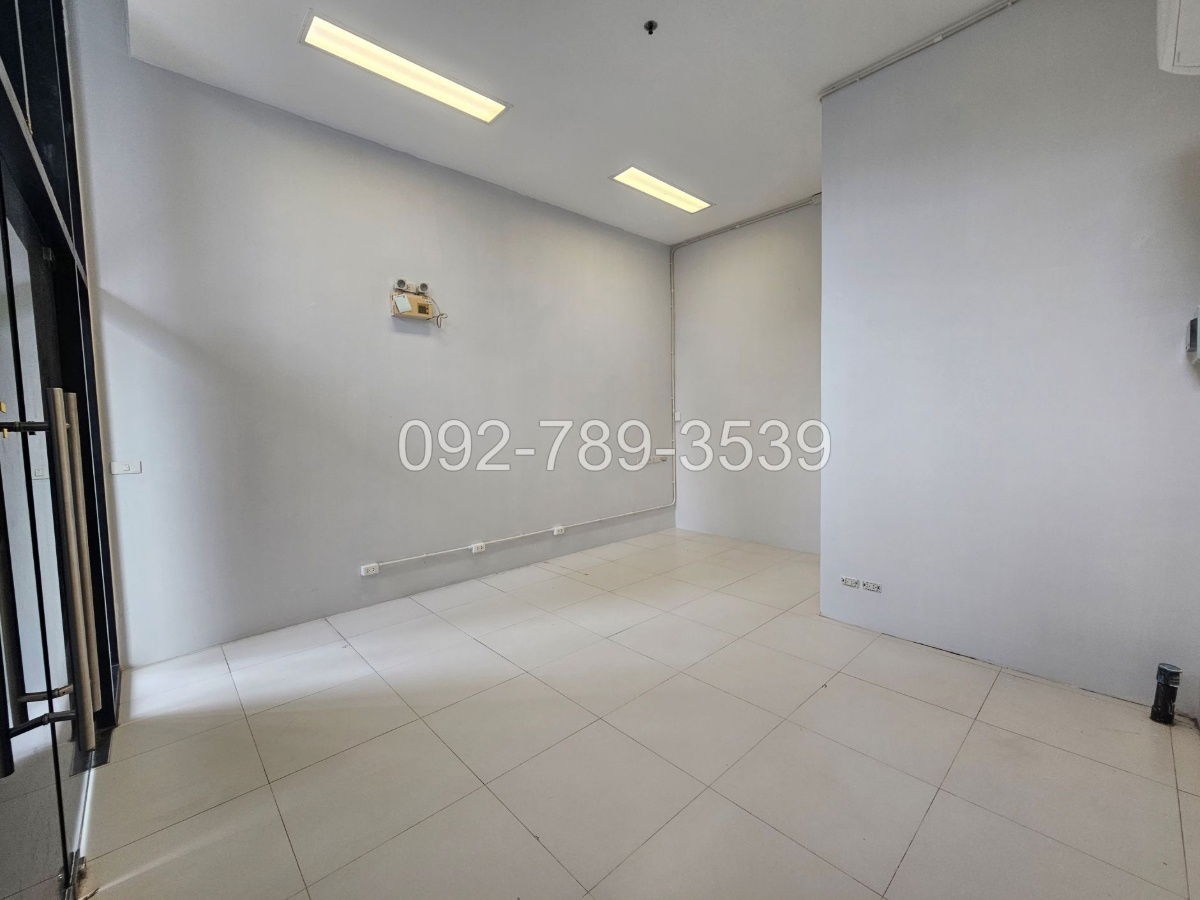picture Shop room for rent at The Capital Condo Ratchaprarop-Vibhavadi - 18/21