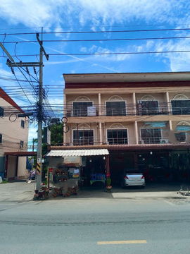 3-storey commercial building for sale in front of Bueng Village Project, Nong Prue Community, Sriracha