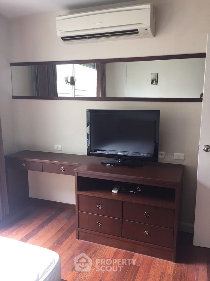 picture 2-BR Condo at 49 Plus near BTS Phrom Phong (ID 513989) - 5/9