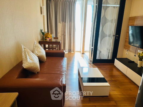 1-BR Condo at The Tempo Ruamrudee Condominium near BTS Phloen Chit (ID 1598633)