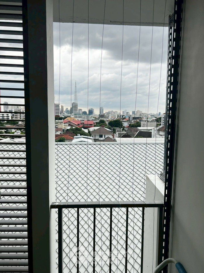 picture 1-BR Condo at D’Memoria Phaholyothin 8 near BTS Ari (ID 2296184) - 1/12