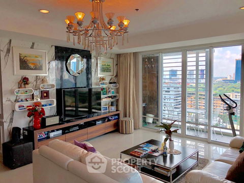 คอนโด 3-ห้องนอน ที่ บ้านราชประสงค์ คอนโดมิเนียม ใกล้ BTS ราชดำริ (ID 511452)
