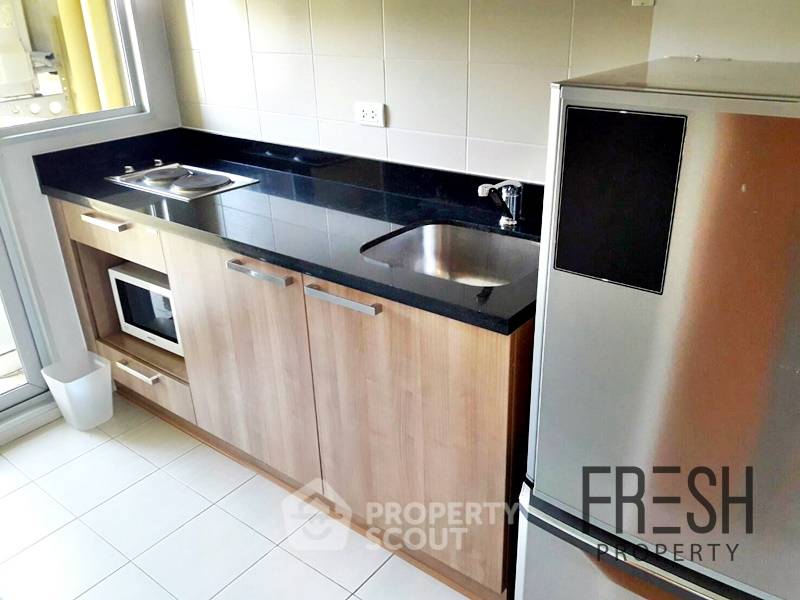 รูป คอนโด 1-ห้องนอน ที่ ไฮฟ์ สุขุมวิท 65 ใกล้ BTS เอกมัย (ID 884587) - รูปที่ 2/6