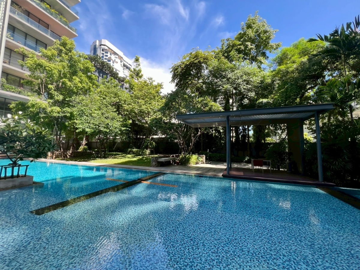 รูป 🌿 ให้เช่าคอนโดหรูสไตล์รีสอร์ท Domus สุขุมวิท 18 | ขนาดใหญ่ 310 ตร.ม. | 4+1 ห้องนอน | ใจกลางเมือง ใกล้ BTS & MRT 🌟 - รูปที่ 31/37