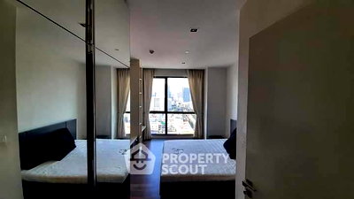 Condos for rent : 1-BR Condo at The Room Sukhumvit 62 near BTS Punnawithi (ID 1074039)