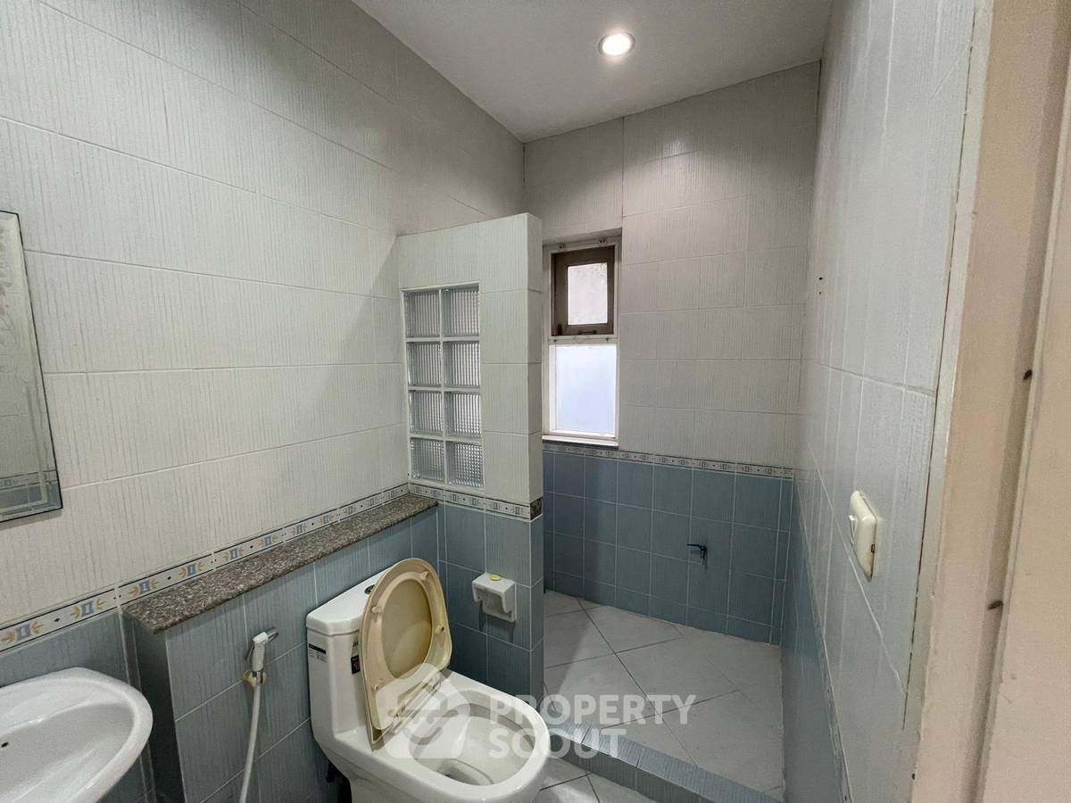 รูป บ้าน 4-ห้องนอน ที่ บ้านเปี่ยมภิรมย์ ใน สะพานสูง (ID 2095174) - รูปที่ 12/36