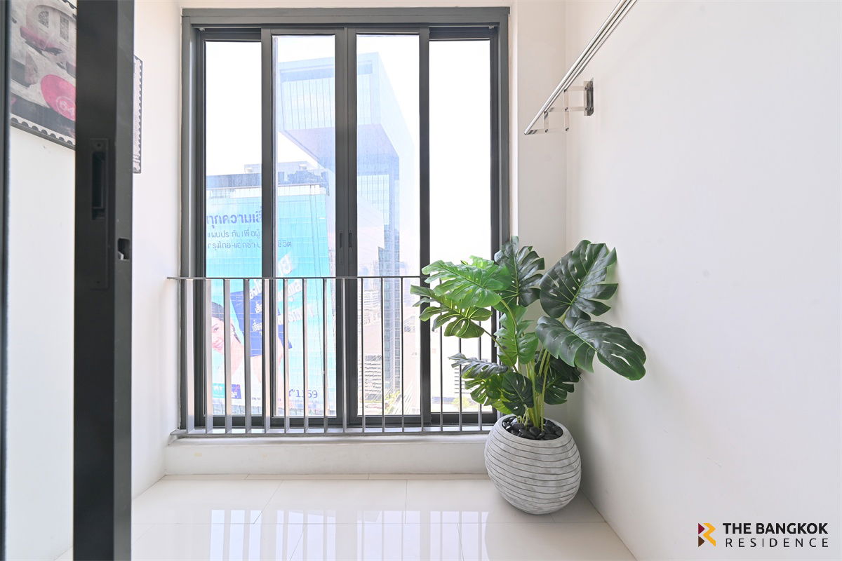 picture 🔥Ideo Mobi Rama 9  - Rent 32,000 bath / month, 2B2B Duplex size 62 sqm, available ( Line ID: real_realestate or phone: 0842824246)  - 9/19