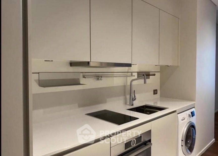 picture 1-BR Condo at The Residences At Sindhorn Kempinski Hotel Bangkok near BTS Ratchadamri (ID 1207401) - 2/5