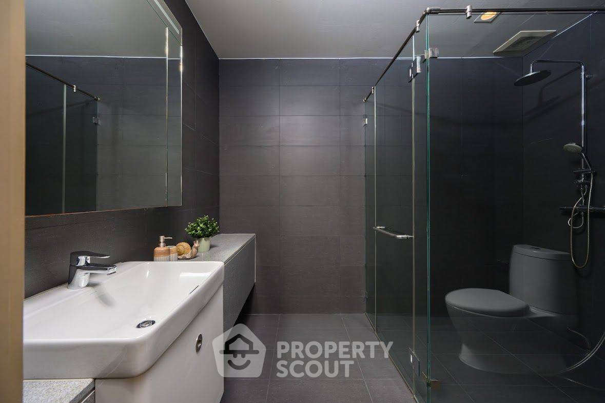 picture 2-BR Condo at Noble Ploenchit near BTS Phloen Chit (ID 2283075) - 9/13