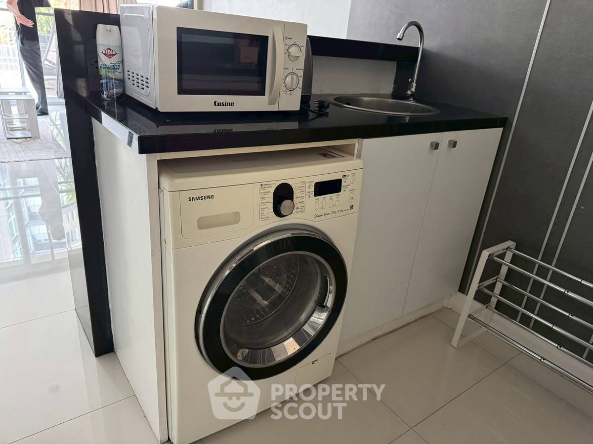 picture 1-BR Condo at Apus Condominiums close to Central Pattaya (ID 2285305) - 10/11