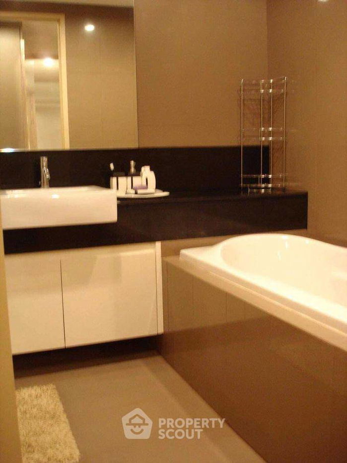 รูป คอนโด 2-ห้องนอน ที่ สิริ ออน 8 สุขุมวิท 8 ใกล้ BTS นานา (ID 763039) - รูปที่ 8/9