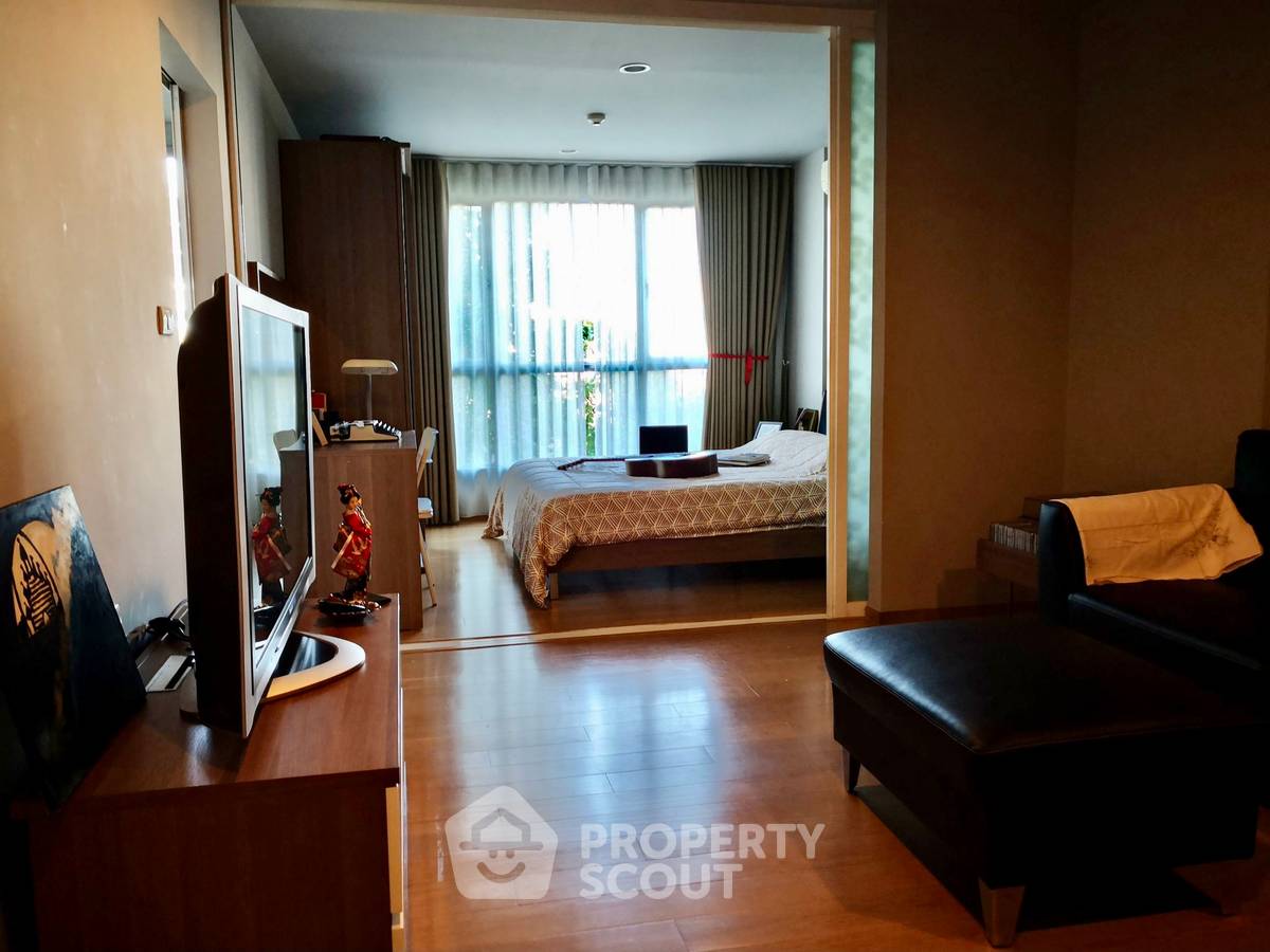 picture 1-BR Condo at Hive Sukhumvit 65 near BTS Ekkamai (ID 375239) - 1/11