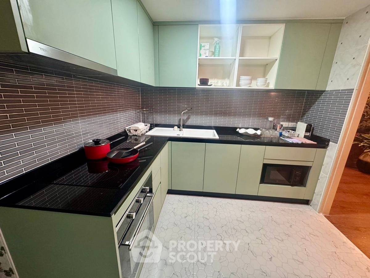 picture 2-BR Condo at Las Colinas near BTS Asok (ID 1871330) - 6/22