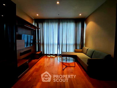 Condos for sale : 2-BR Condo at Millennium Residence @ Sukhumvit Condominium near BTS Asok (ID 566576)