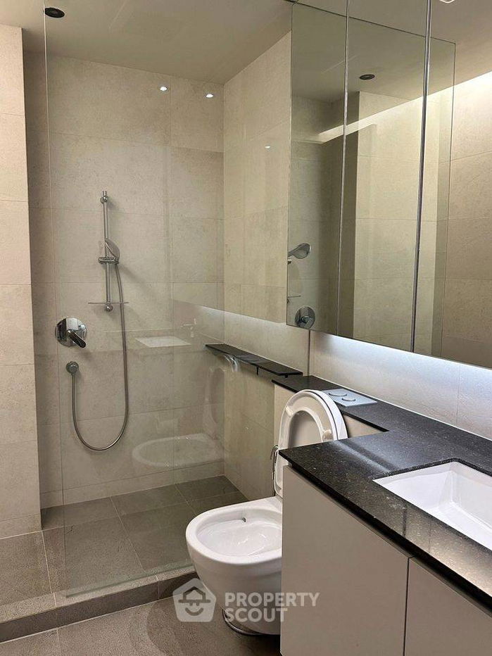 picture 2-BR Condo at Supreme Legend Condominium near MRT Khlong Toei (ID 2294600) - 2/13