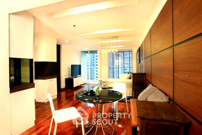 Condos for sale : 2-BR Condo at Urbana Langsuan Condominium near BTS Ratchadamri (ID 825515)