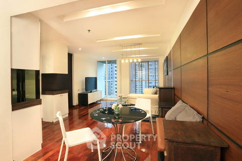 2-BR Condo at Urbana Langsuan Condominium near BTS Ratchadamri (ID 825515)