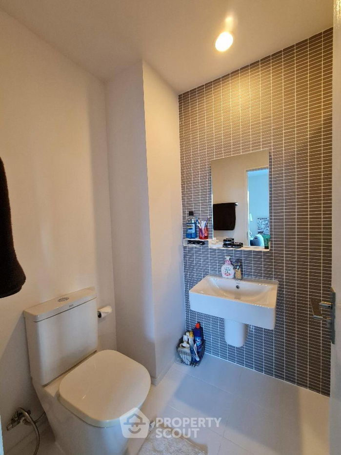 picture 1-BR Condo at North 8 Chiangmai in Mae Hia (ID 889436) - 8/11
