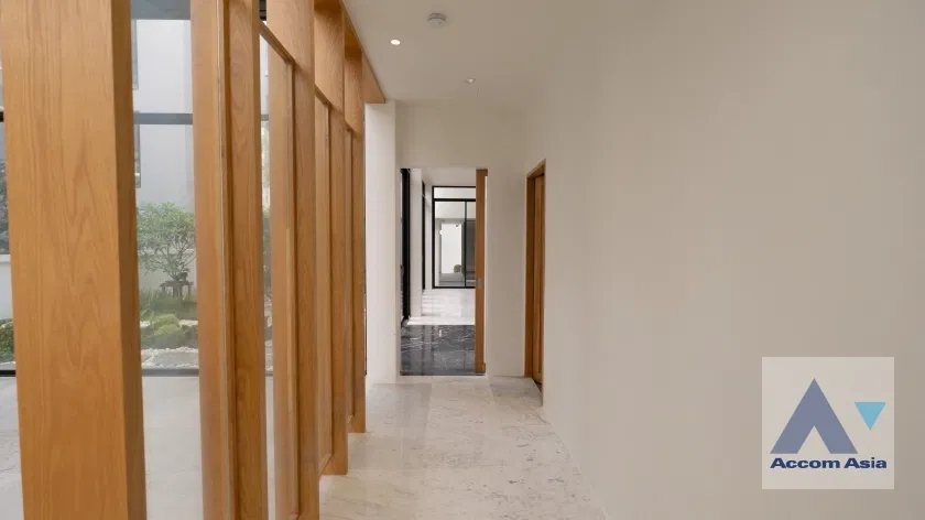 picture 🔼🔽 AccomA 📩 Private Swimming Pool,Home Office 5 BR House in Khlong Ton Nuea (1715937) - 11/20
