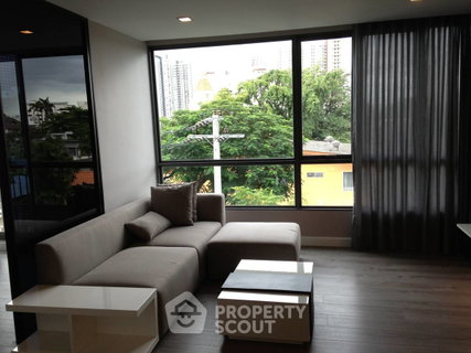 รูปภาพ 1-BR Condo At The Room Sukhumvit 40 Near BTS Thong Lor (ID 814811)