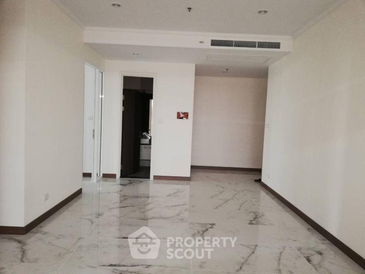 picture 2-BR Condo at Supalai Elite Surawong near MRT Sam Yan (ID 1940648) - 1/11