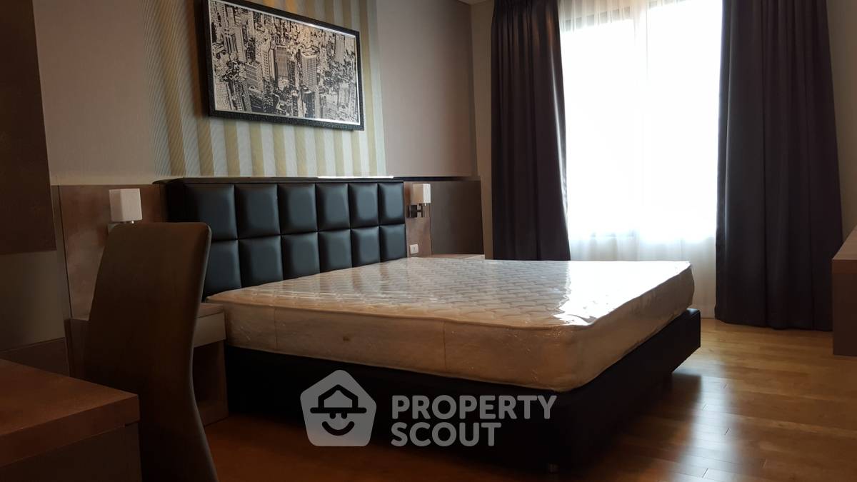 picture 2-BR Condo at Villa Asoke near MRT Phetchaburi (ID 513557) - 6/11