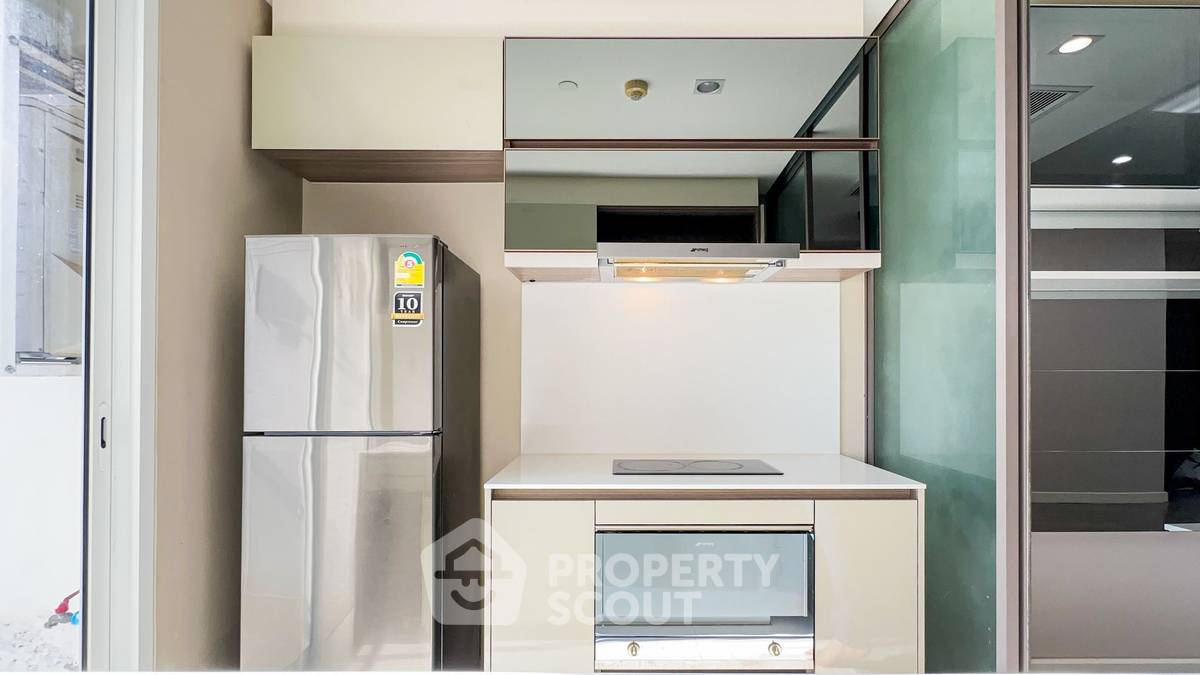 picture 1-BR Condo at The Room Sathorn near BTS Saint Louis (ID 1781092) - 5/10