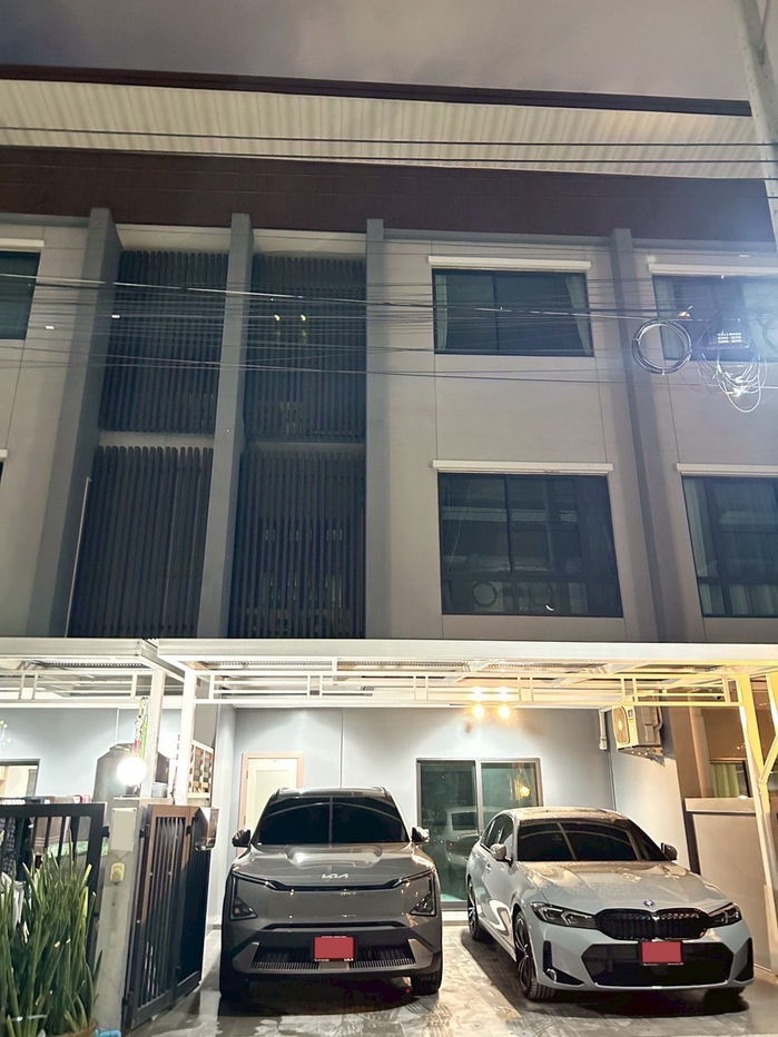 picture For Rent: 3-Storey Townhome with New Furniture @ Siri House, Ratchada 18 (Ladprao 80) 🐶Pet-Friendly🐱 - 1/16