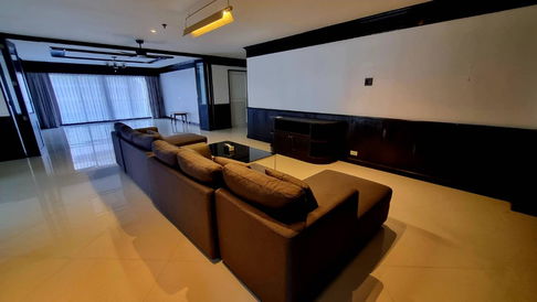 ให้เช่า 3 ห้องนอน 185 ตร.ม. บ้านพร้อมพงษ์ Baan Phrom Phong
