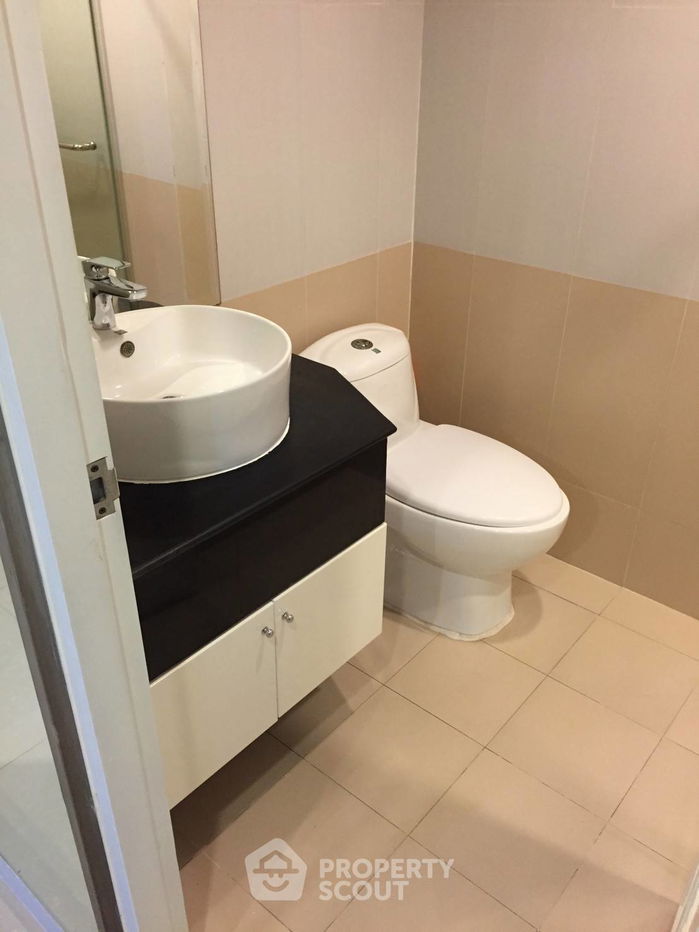 picture 2-BR Condo at Sukhumvit Living Town near MRT Phetchaburi (ID 492334) - 18/18