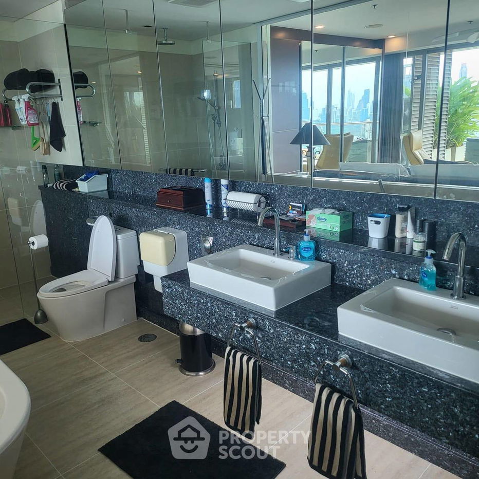picture 3-BR Condo at The Lakes Bangkok near BTS Asok (ID 2102216) - 12/16