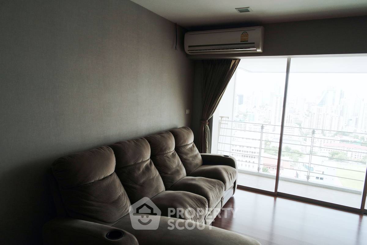 picture 2-BR Condo at My Resort Bangkok Condominium near MRT Phetchaburi (ID 961760) - 1/11