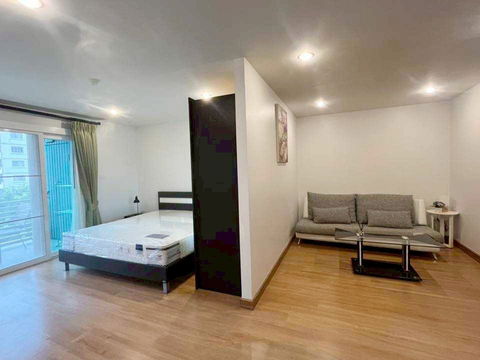 Condo for rent in downtown near Nimmanhaemin, No.1C714