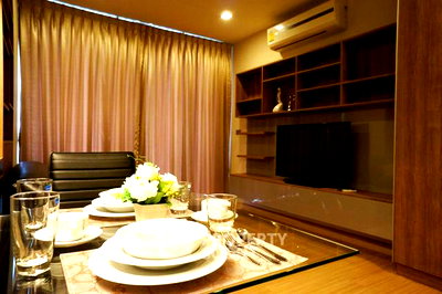 Condos for rent : 1-BR Condo at Sky Walk Residences near BTS Phra Khanong (ID 514981)