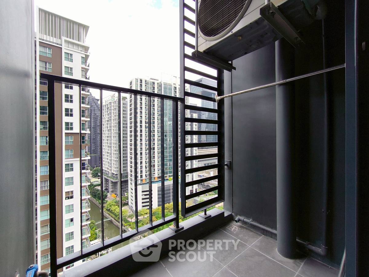 picture 1-BR Condo at Ideo Rama 9 - Asoke near MRT Phra Ram 9 (ID 2266172) - 9/9