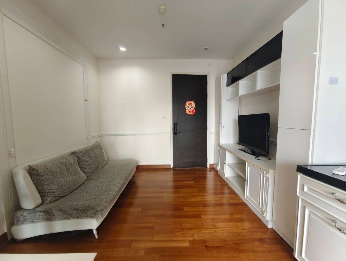 picture OMG725  < Available 5-Sep-25 >  Nice 1 Bedroom + Sathorn CBD + for RENT @ [ Ivy Sathorn 10 ] - 3/10