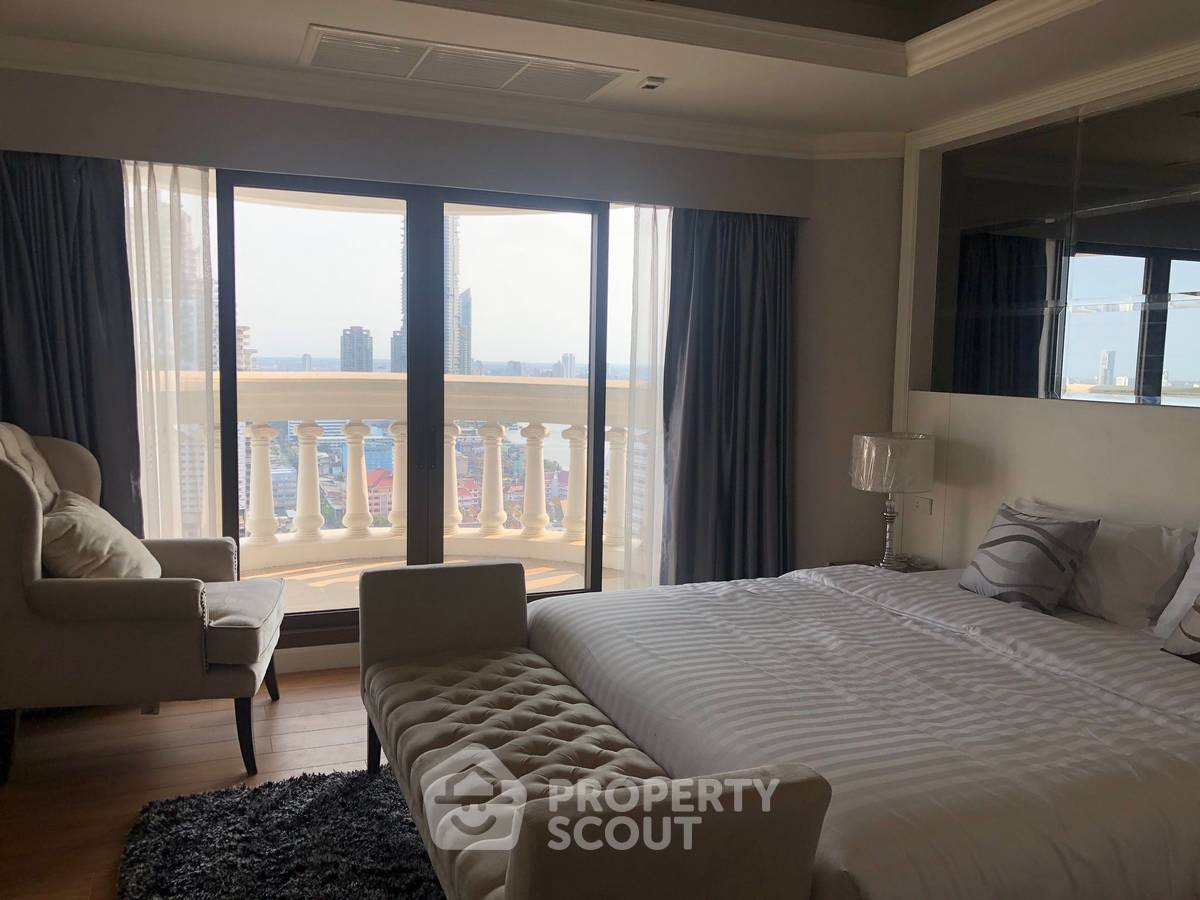 picture 1-BR Condo at Nusa State Tower Condominium near BTS Saphan Taksin (ID 993817) - 2/6