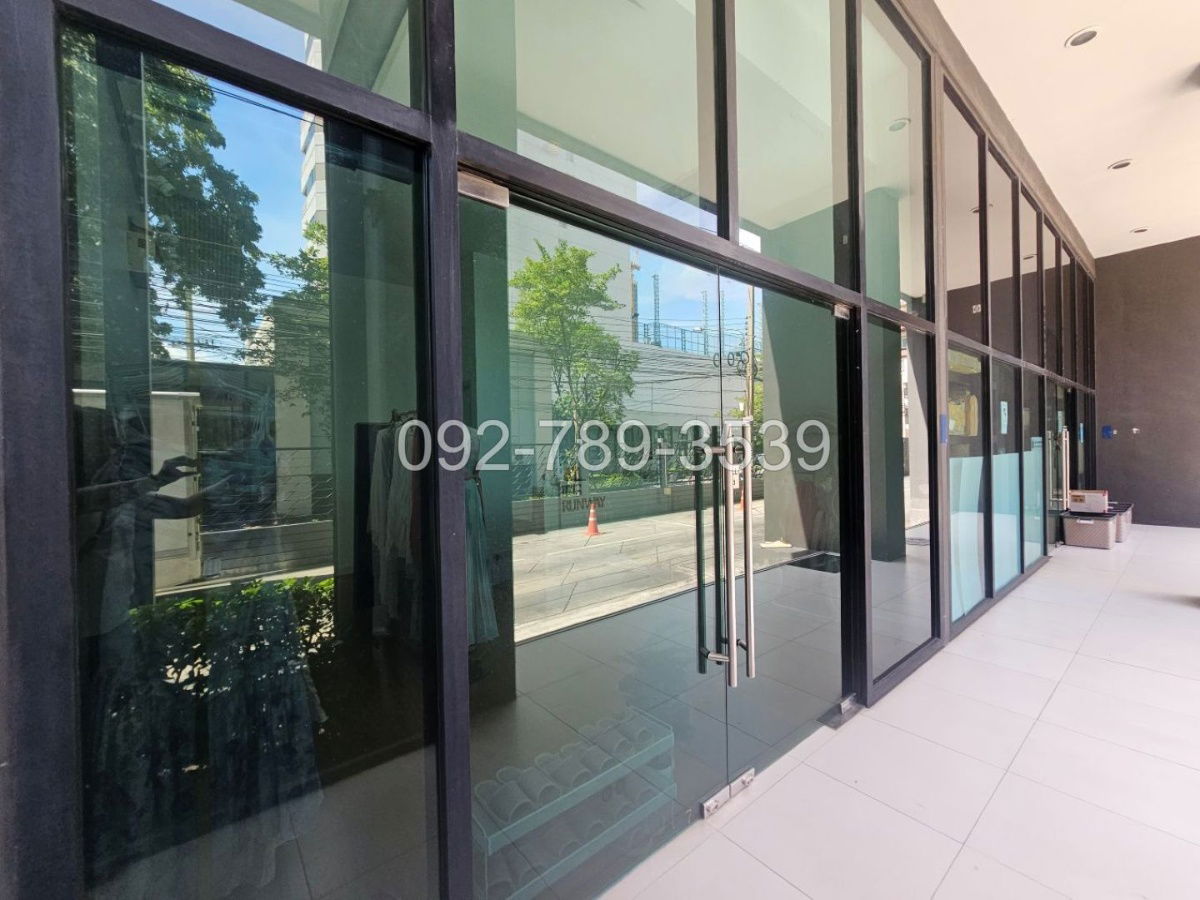 picture Shop room for rent at The Capital Condo Ratchaprarop-Vibhavadi - 8/21