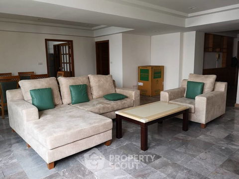 3-BR Condo at Royal Castle Sukhumvit near BTS Phrom Phong (ID 886659)
