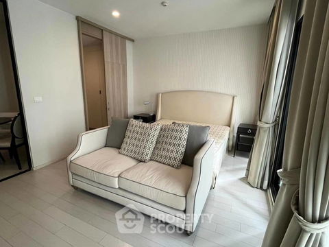 1-BR Condo at Noble Ploenchit near BTS Phloen Chit (ID 405313)