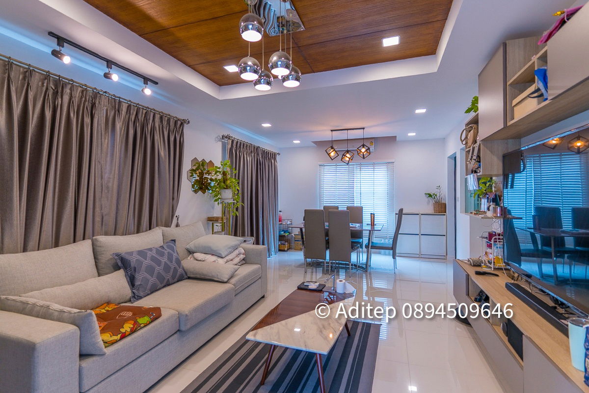 picture Single house for sale, 60 sq m, Pruklada Wongwaen-Hathai Rat, 3 bedrooms, 3 bathrooms, front of house facing the garden - 11/29