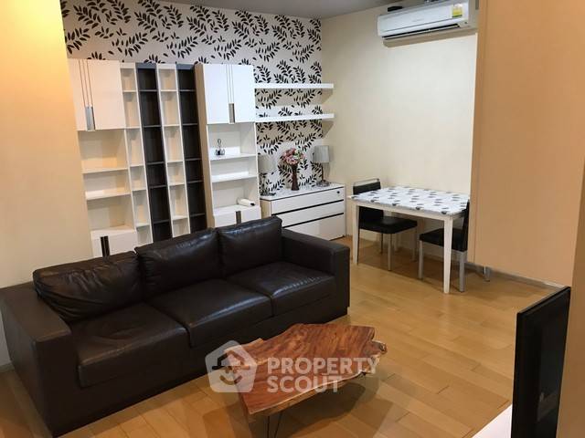 รูป คอนโด 1-ห้องนอน ที่ ไฮฟ์ สาทร ใกล้ BTS กรุงธนบุรี (ID 435571) - รูปที่ 2/6