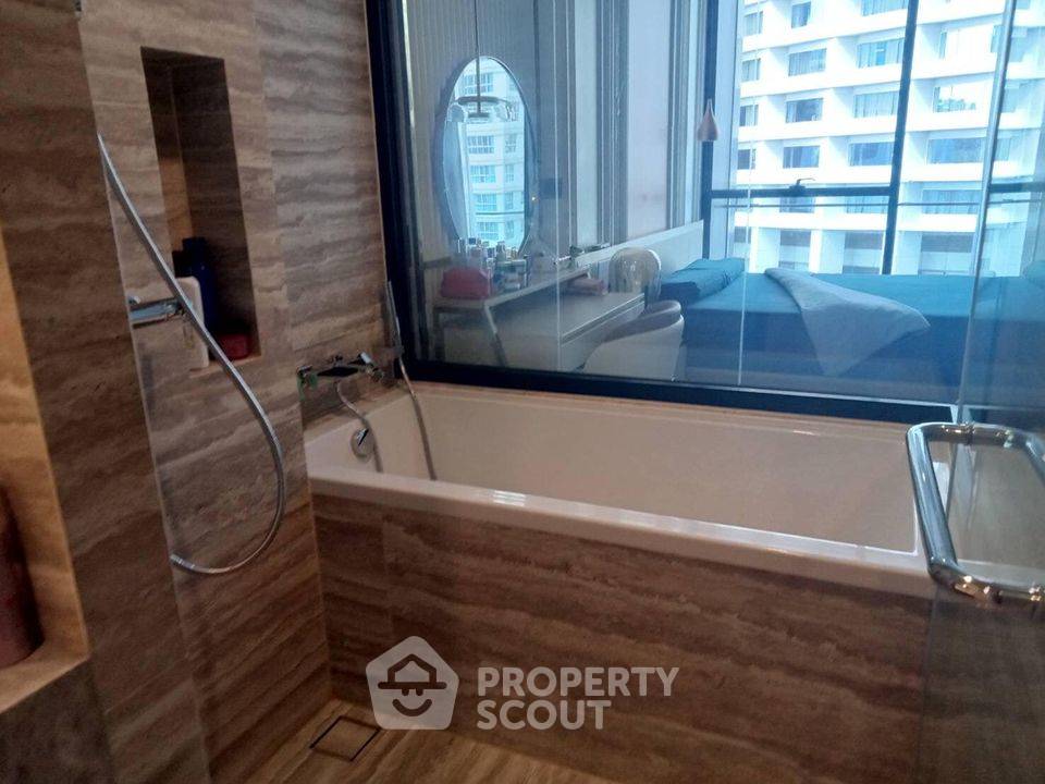 picture 1-BR Condo at Celes Asoke near MRT Sukhumvit (ID 753010) - 2/7