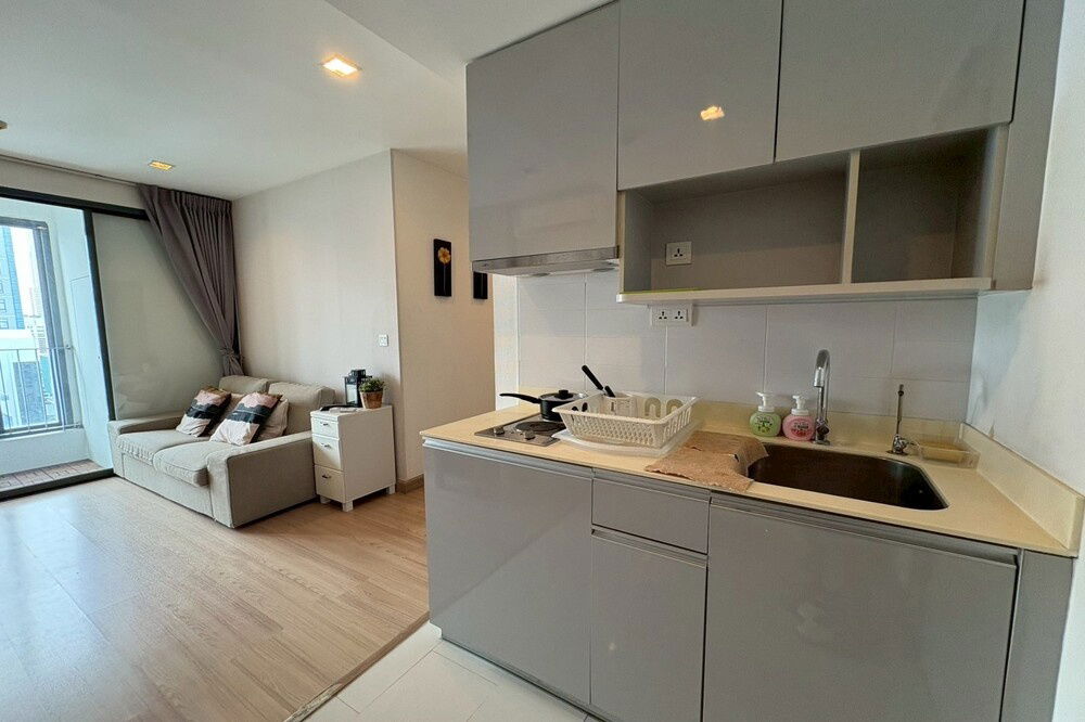 picture For Sale !! high floor 20++, rare item!!🔥Code C20230106772......Ideo Mobi Phayathai, 2 bed, 2 bath, furnished, ready to move in, Special Deal!!📣📣 - 7/9